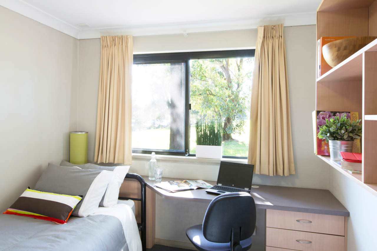 Western Sydney University Village Bankstown Sydney Student • Reviews •