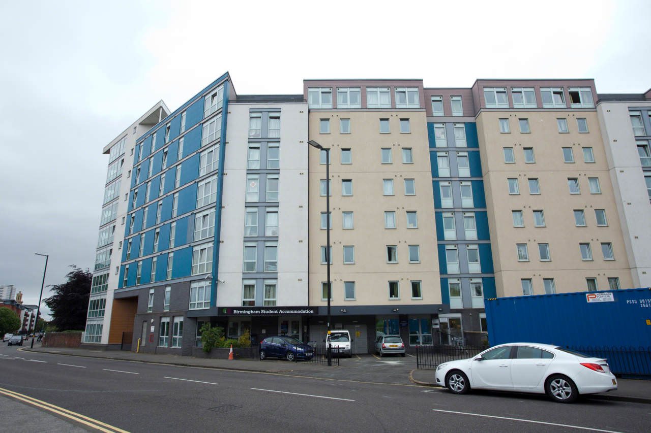 iQ Broderick House, Birmingham • Student Housing •