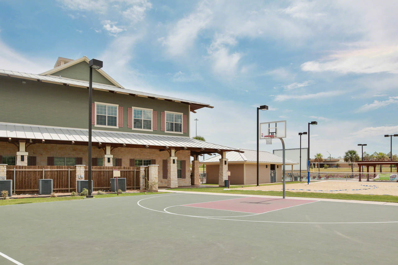 Campus Village at College Station, College Station • Student Housing