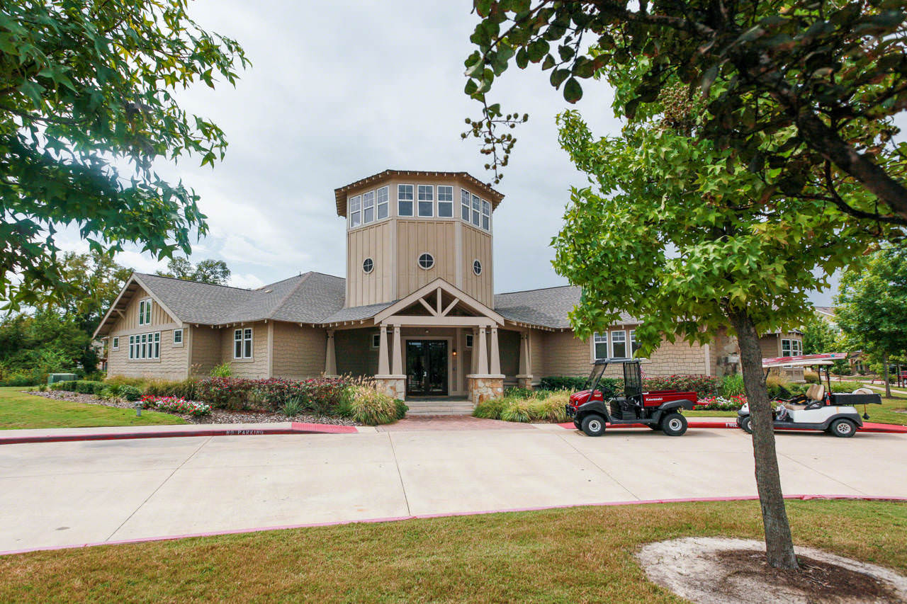 Woodlands of College Station, College Station • Student Housing