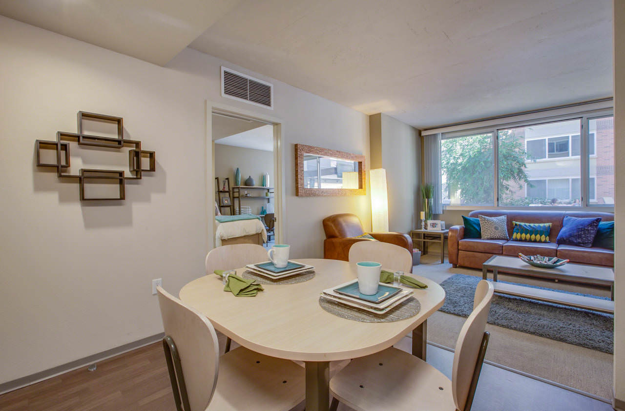 University Gateway, Los Angeles • Student Housing