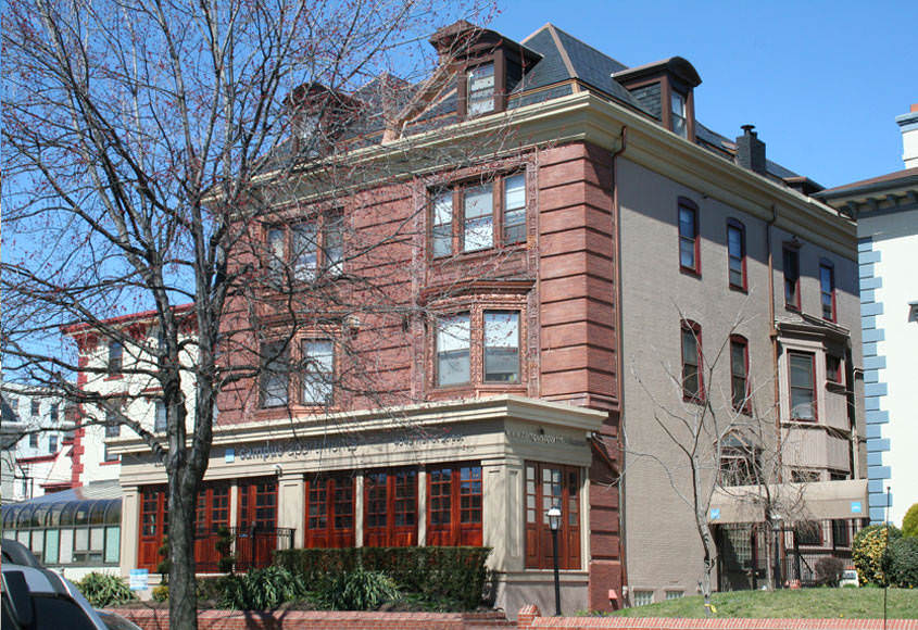 Campus Apartments Student Housing •