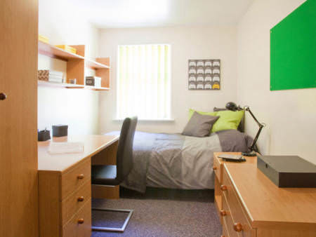 lancaster university student housing cable street