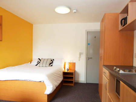 lancaster university student housing